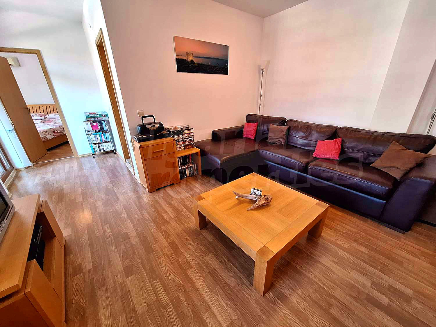 Gallery Picture 11