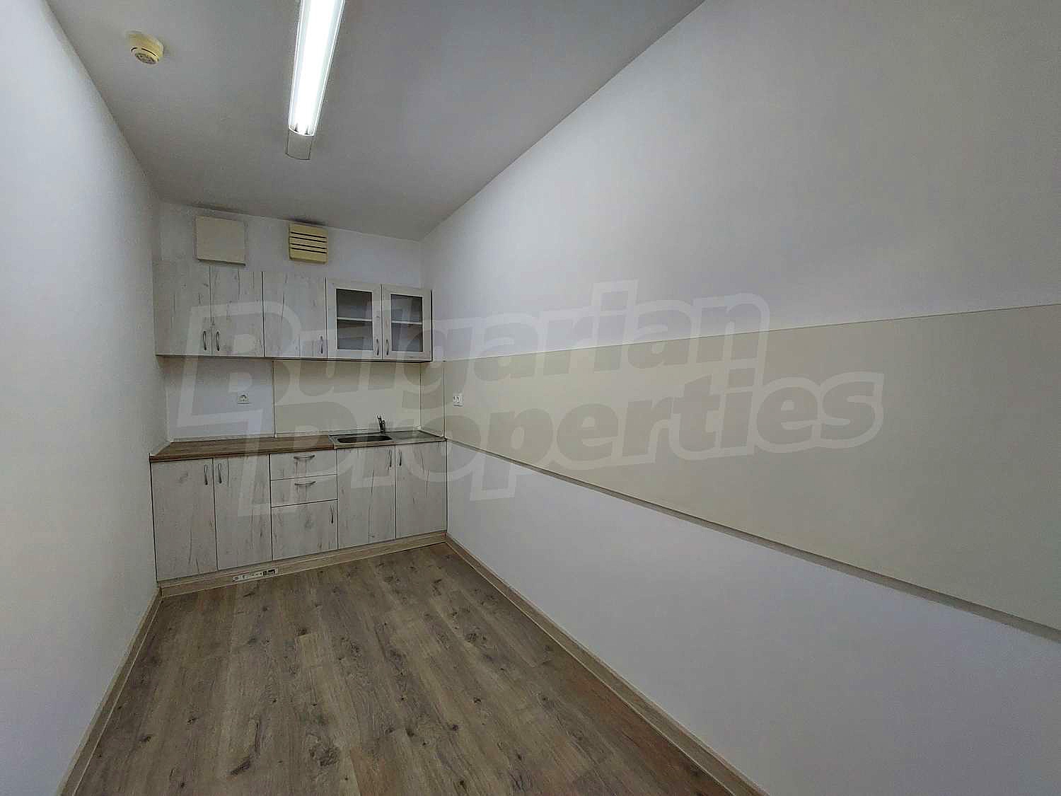 Gallery Picture 6