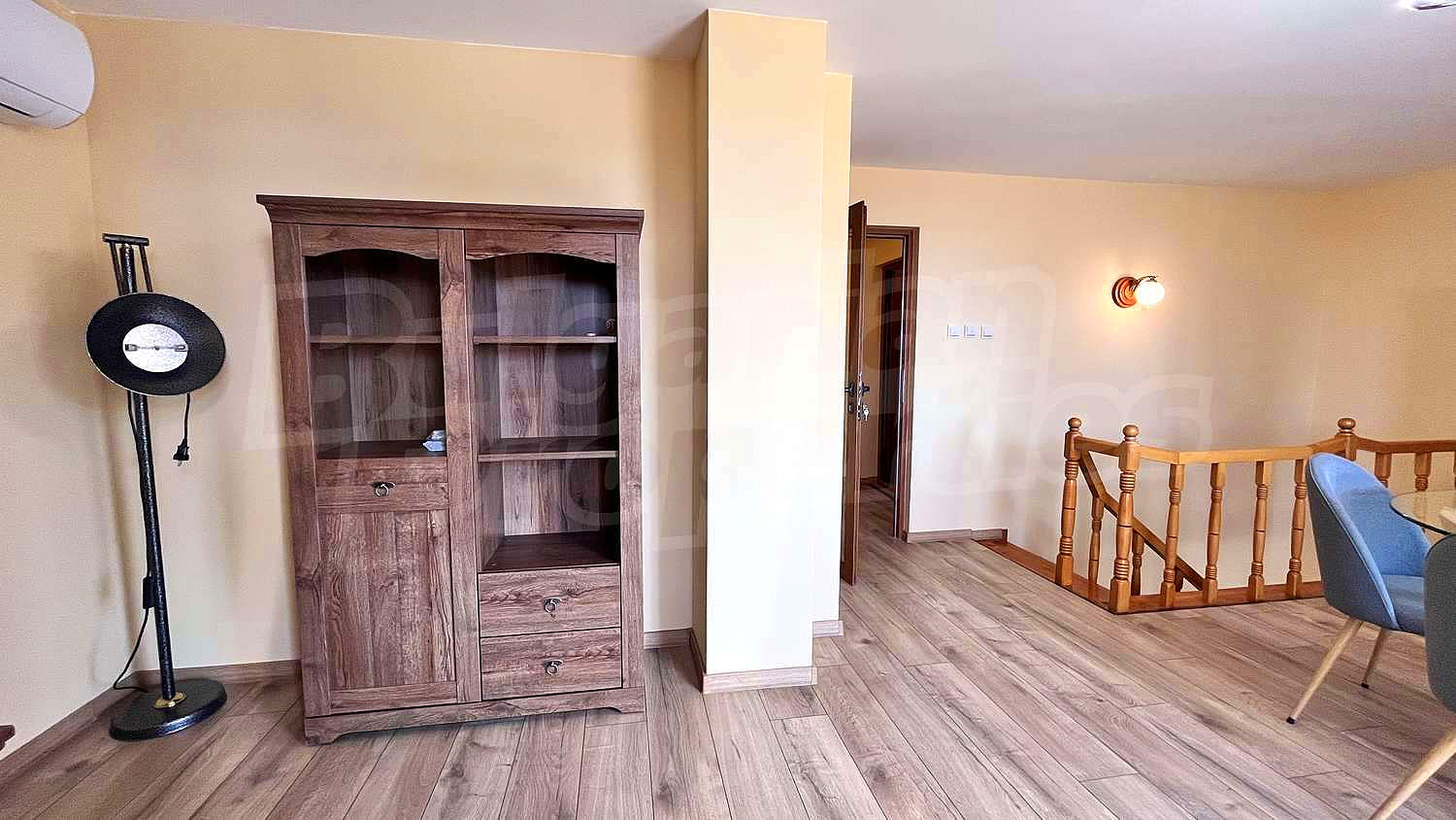 Gallery Picture 25