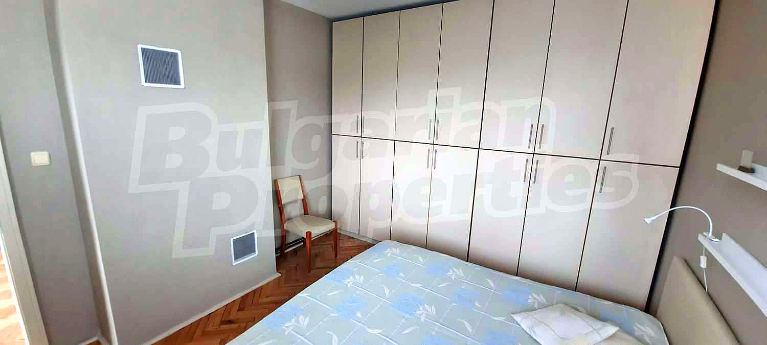 Gallery Picture 9