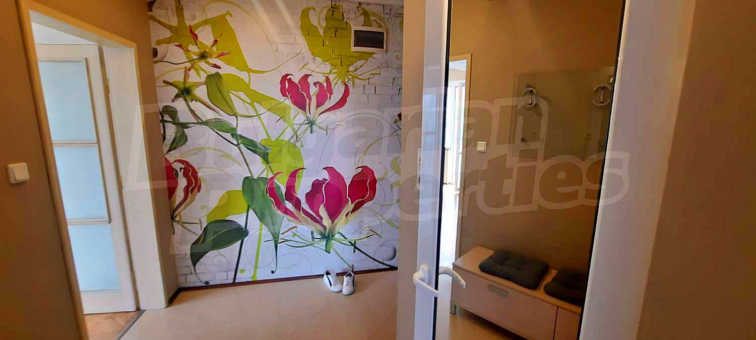 Gallery Picture 16