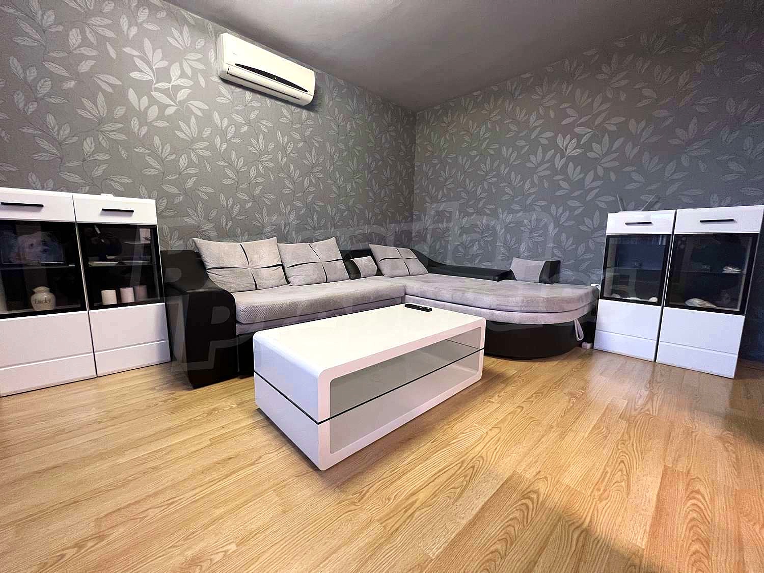 Gallery Picture 11