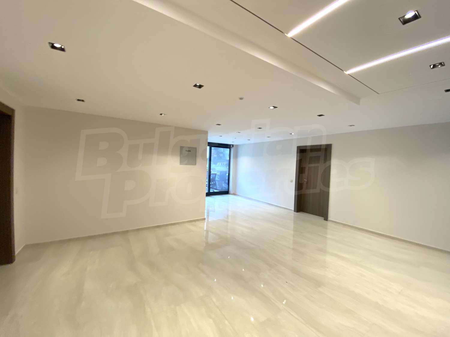 Gallery Picture 17