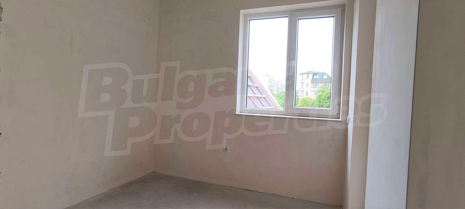 Gallery Picture 10