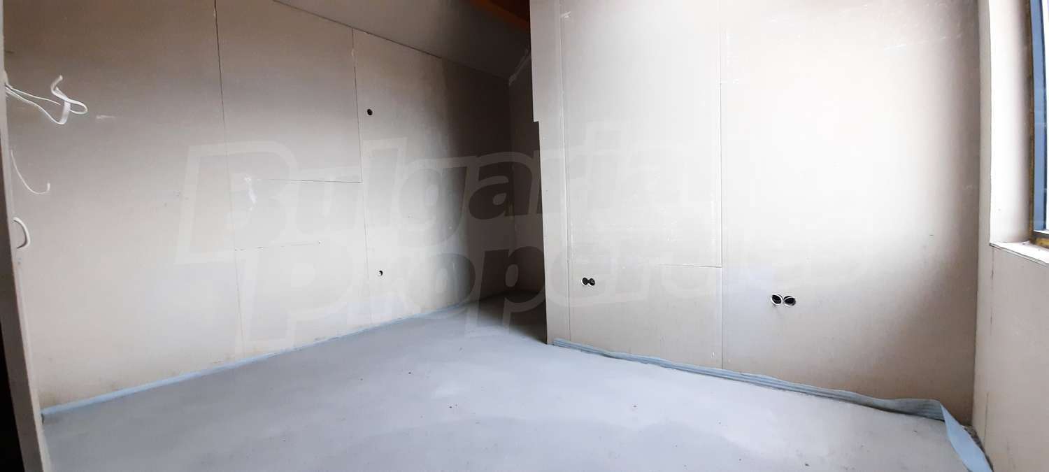 Gallery Picture 6