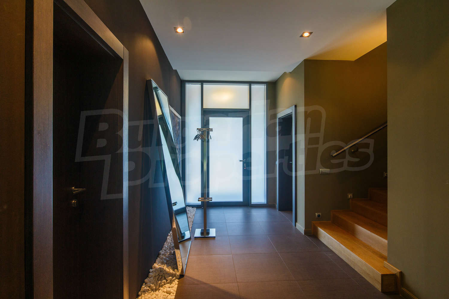 Gallery Picture 32