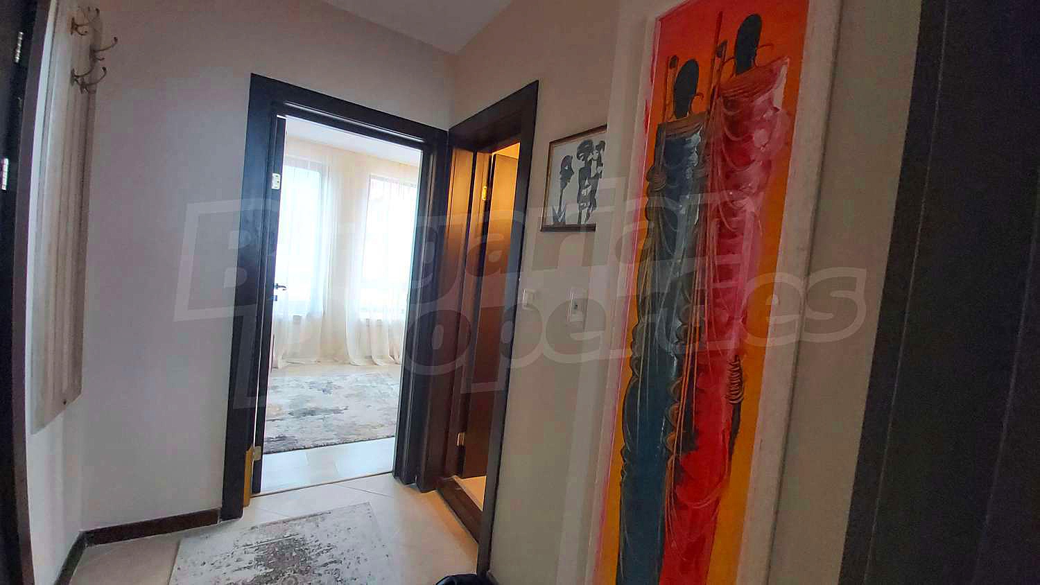 Gallery Picture 10