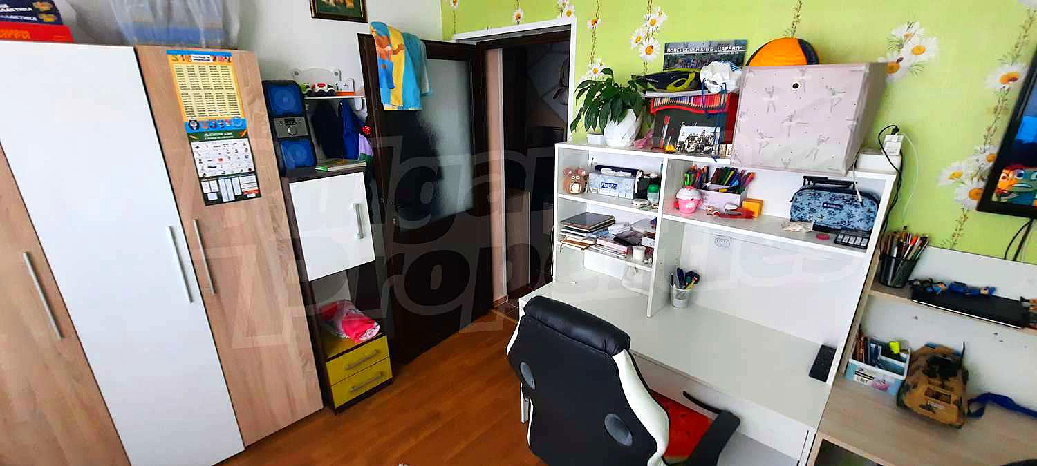 Gallery Picture 29