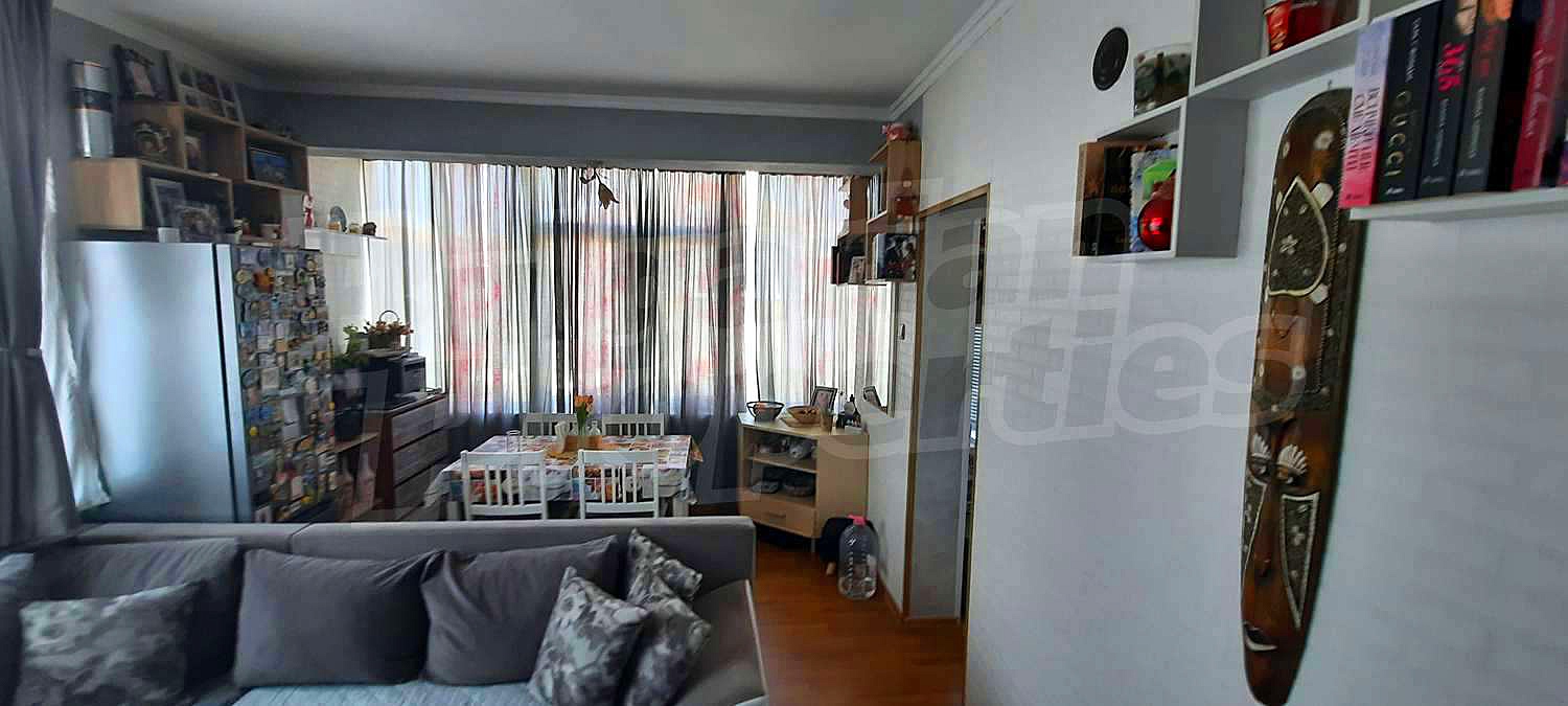 Gallery Picture 24