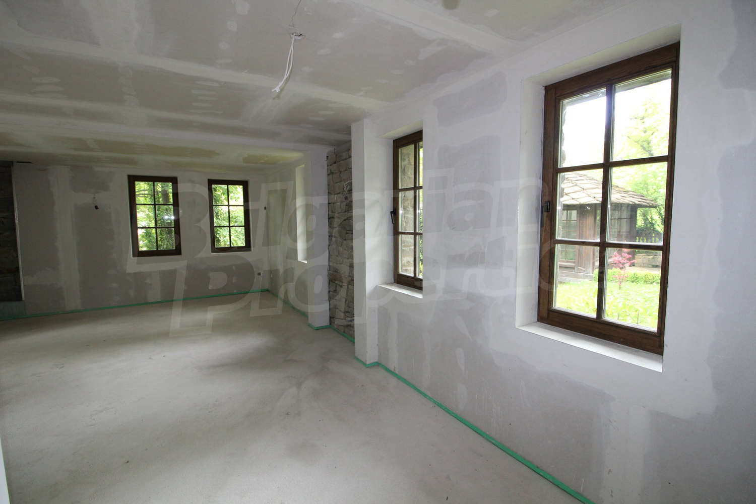 Gallery Picture 16