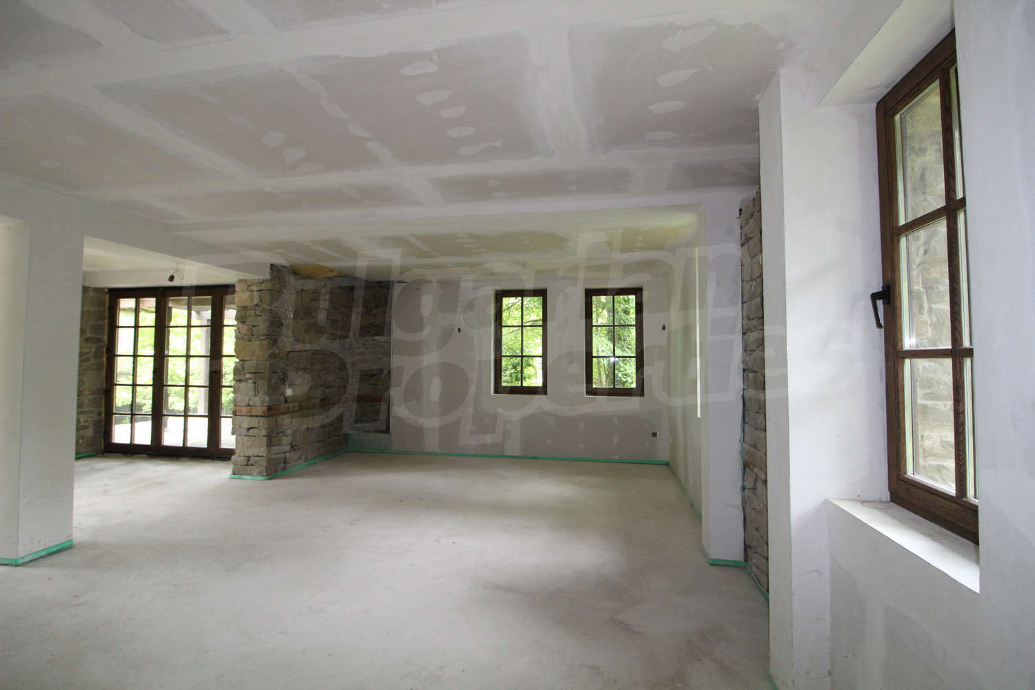 Gallery Picture 17