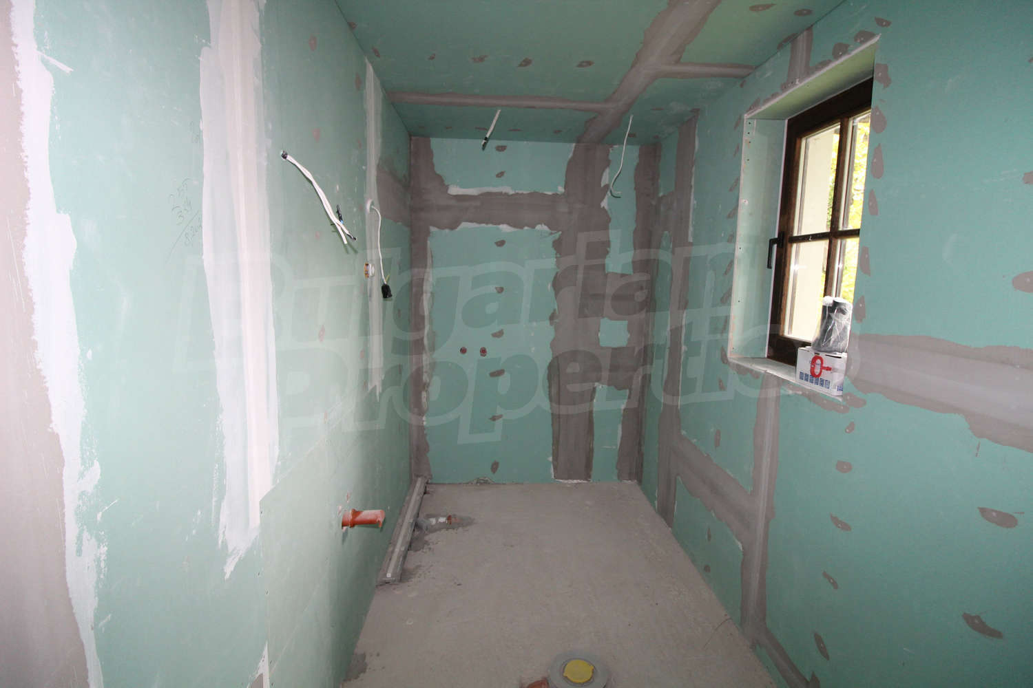 Gallery Picture 29