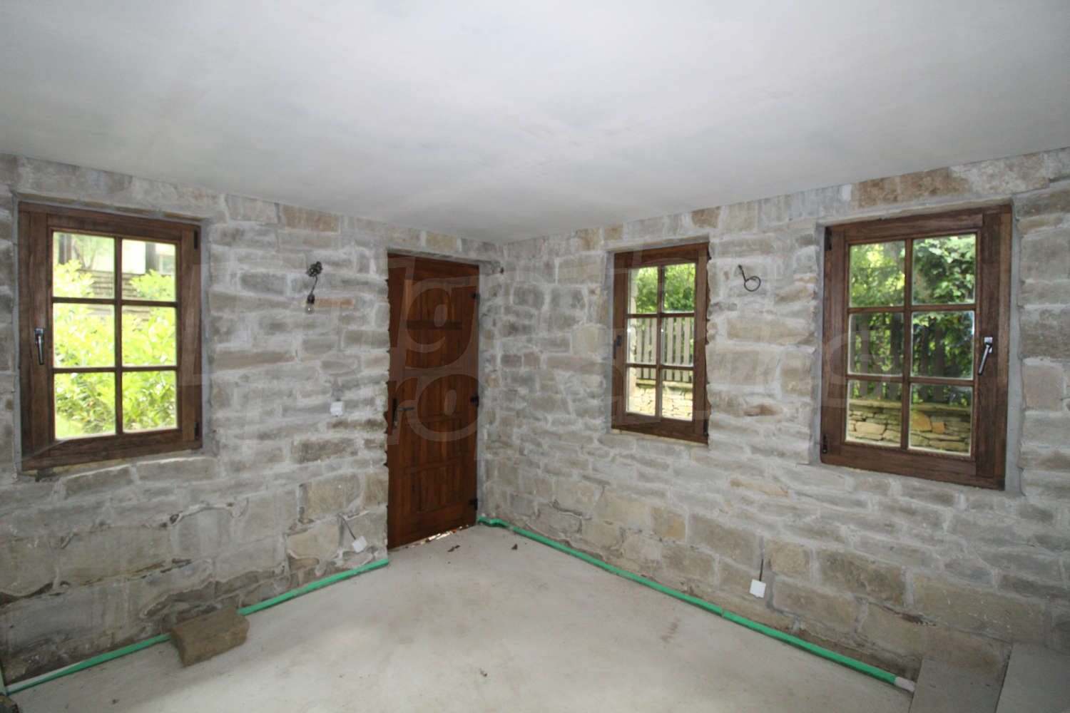 Gallery Picture 40