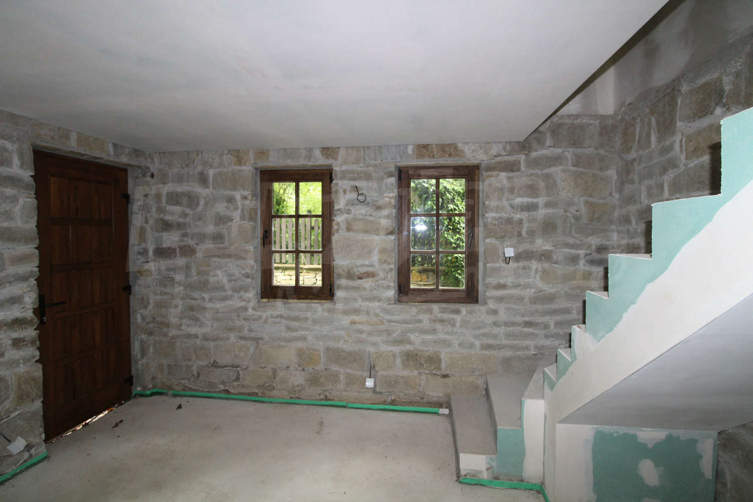 Gallery Picture 42