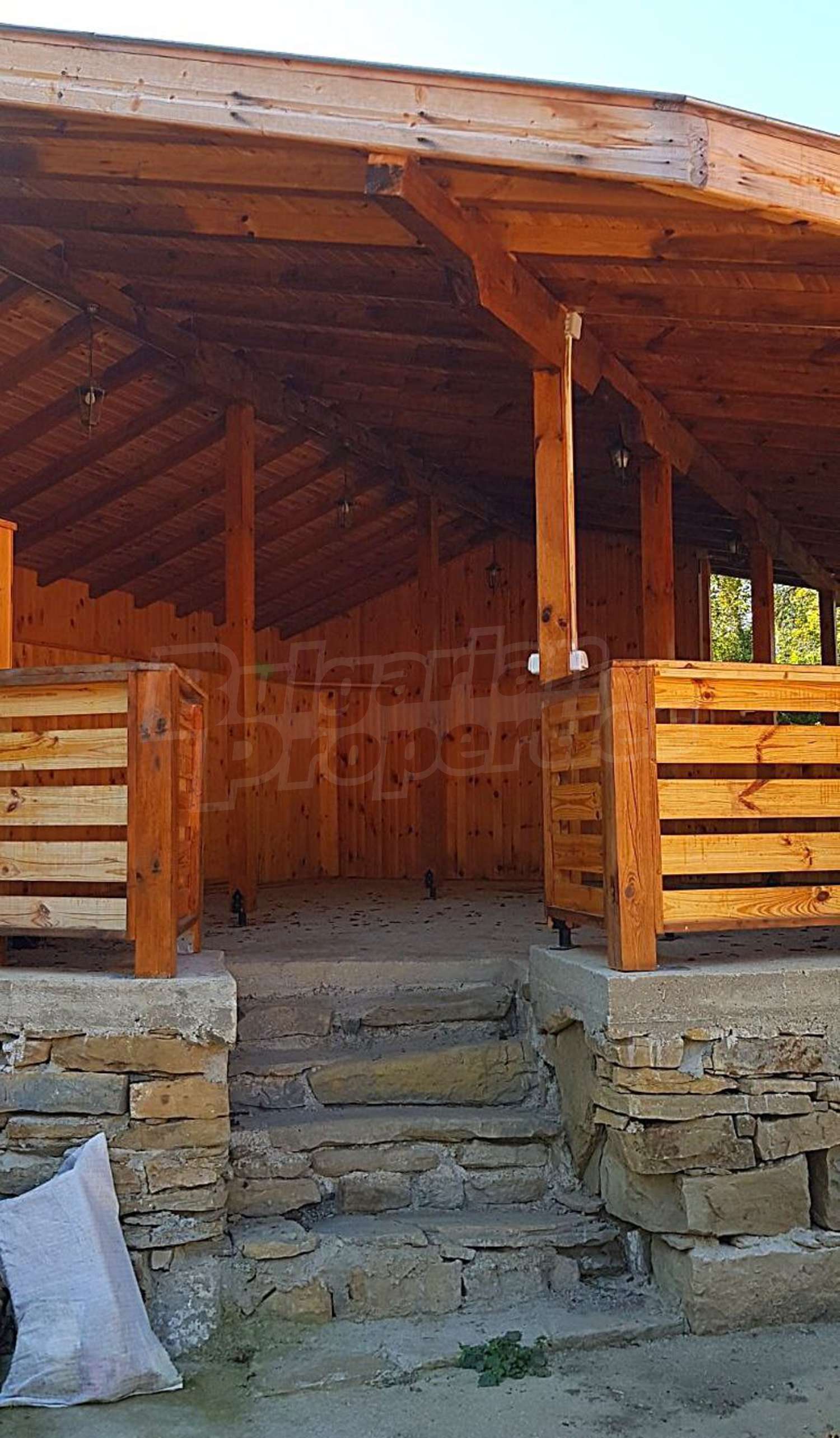 Gallery Picture 18