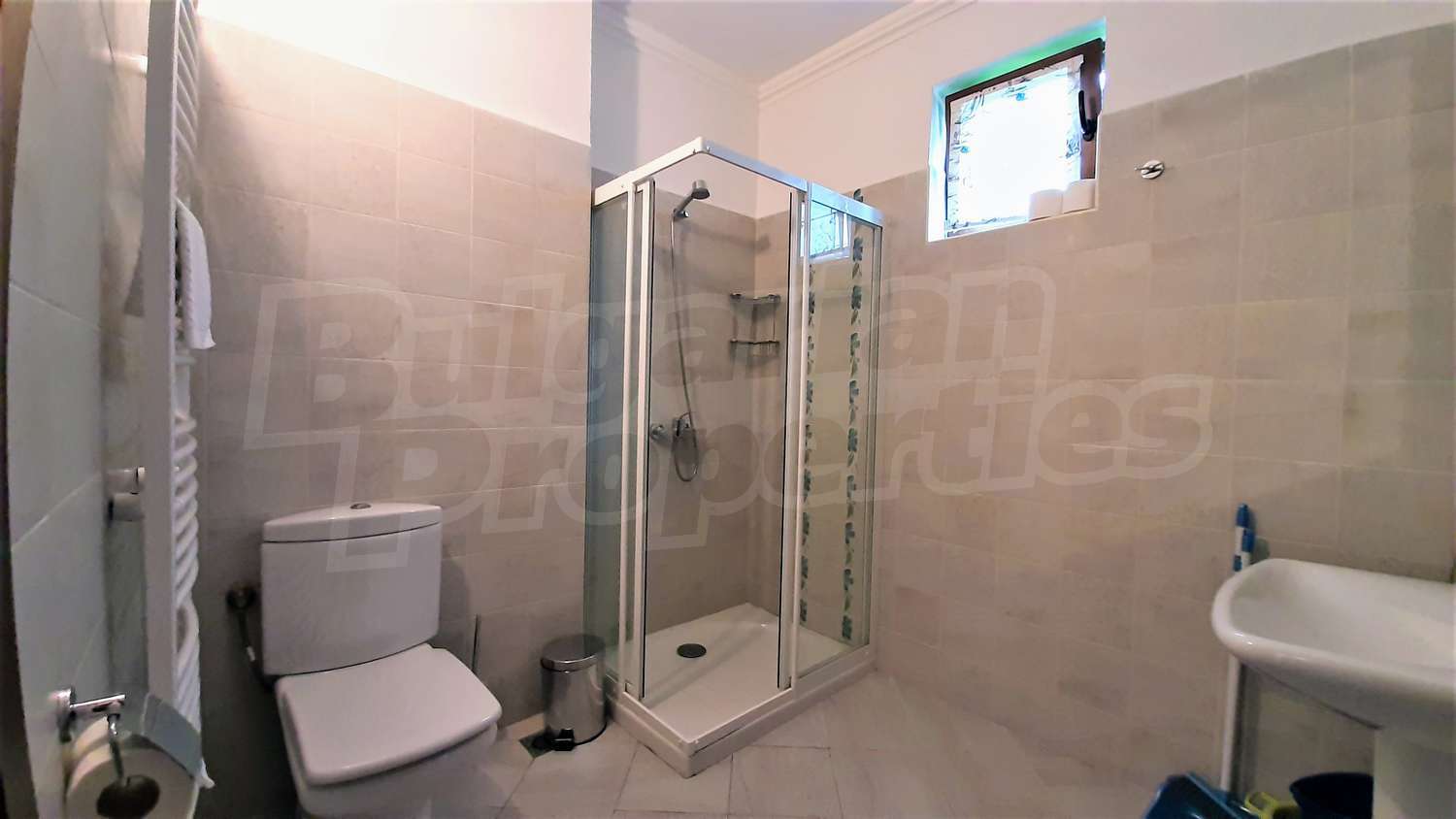 Gallery Picture 24