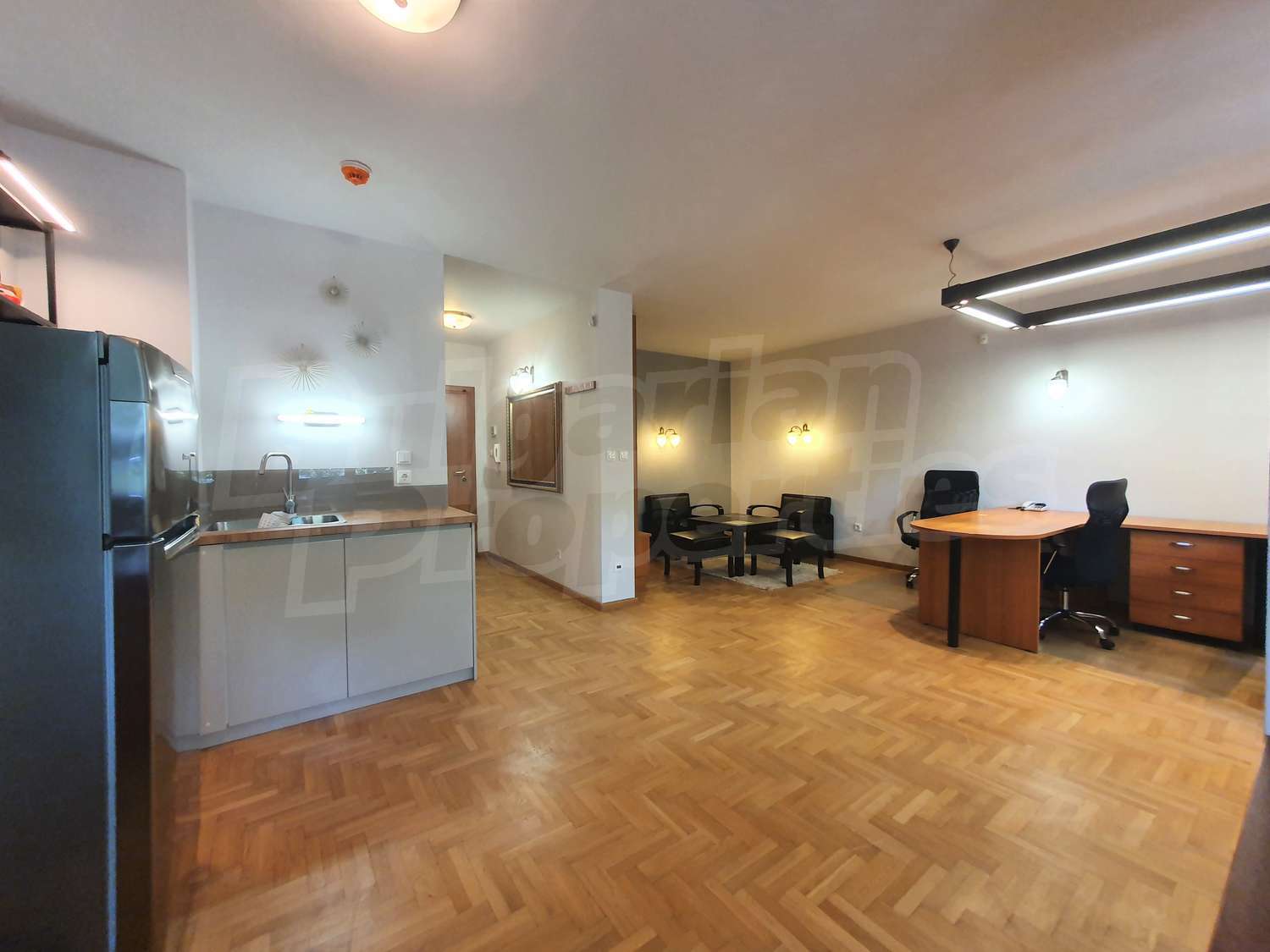 Gallery Picture 6