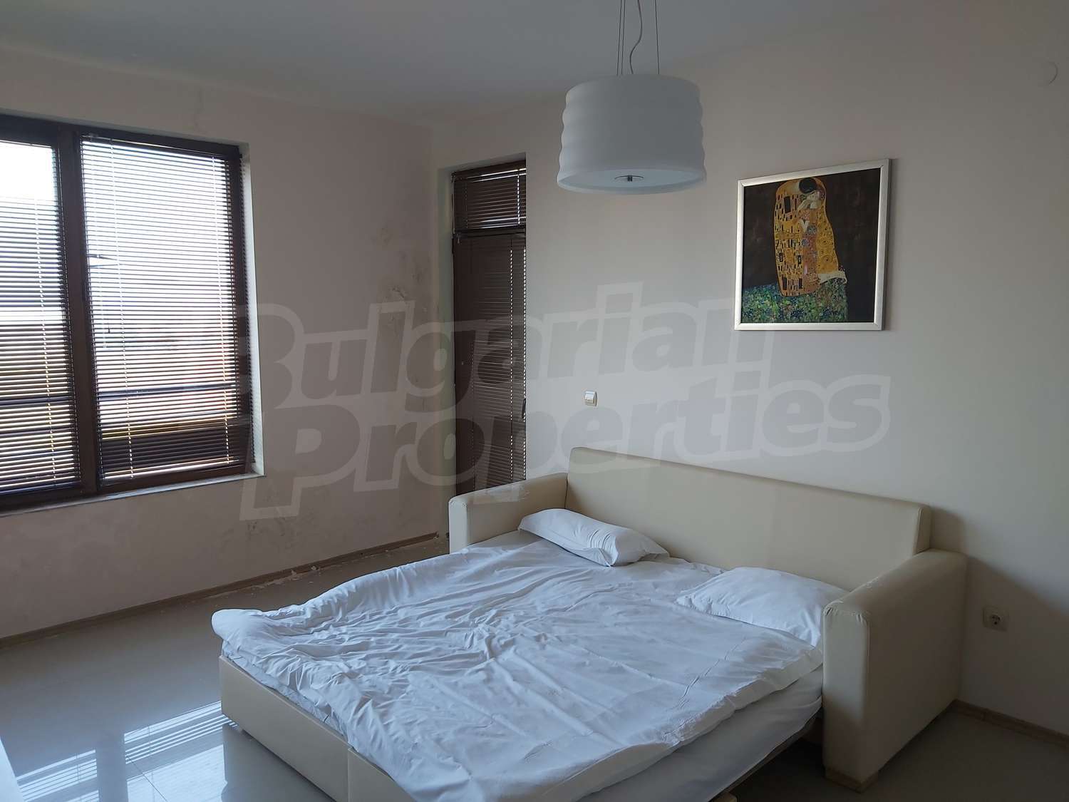 Gallery Picture 10