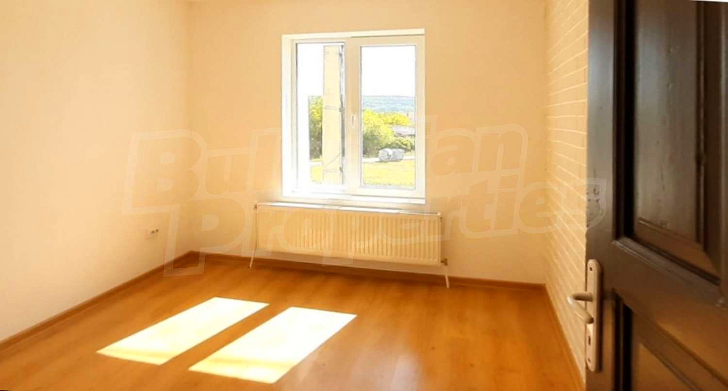 Gallery Picture 24