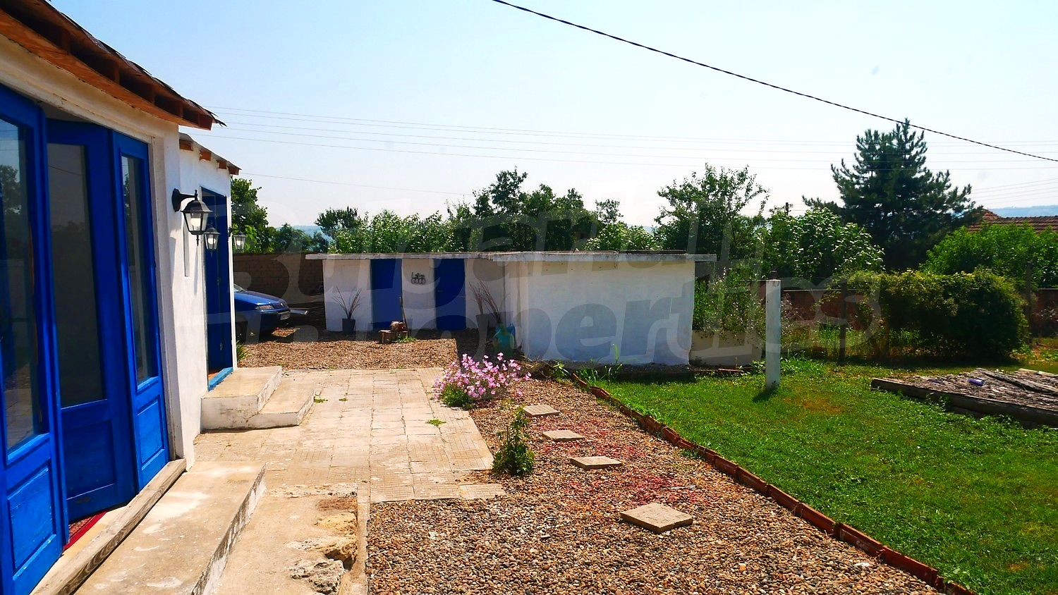 House for sale near Pleven, Bulgaria. Renovated property in the Danube