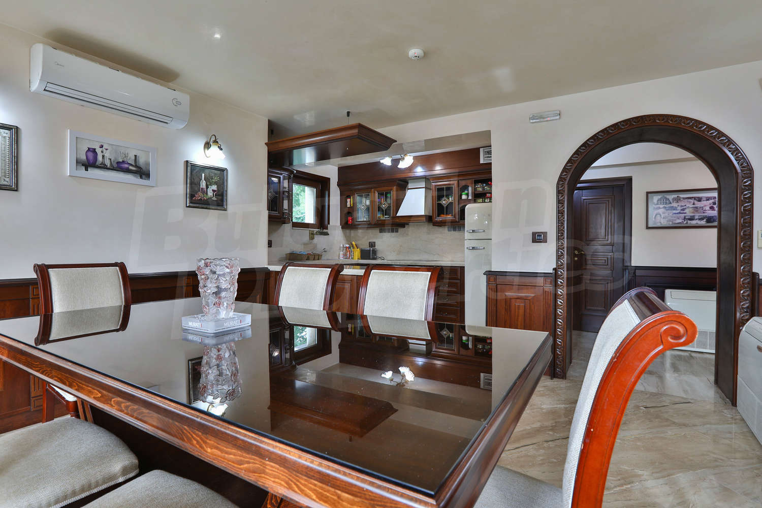 Gallery Picture 11