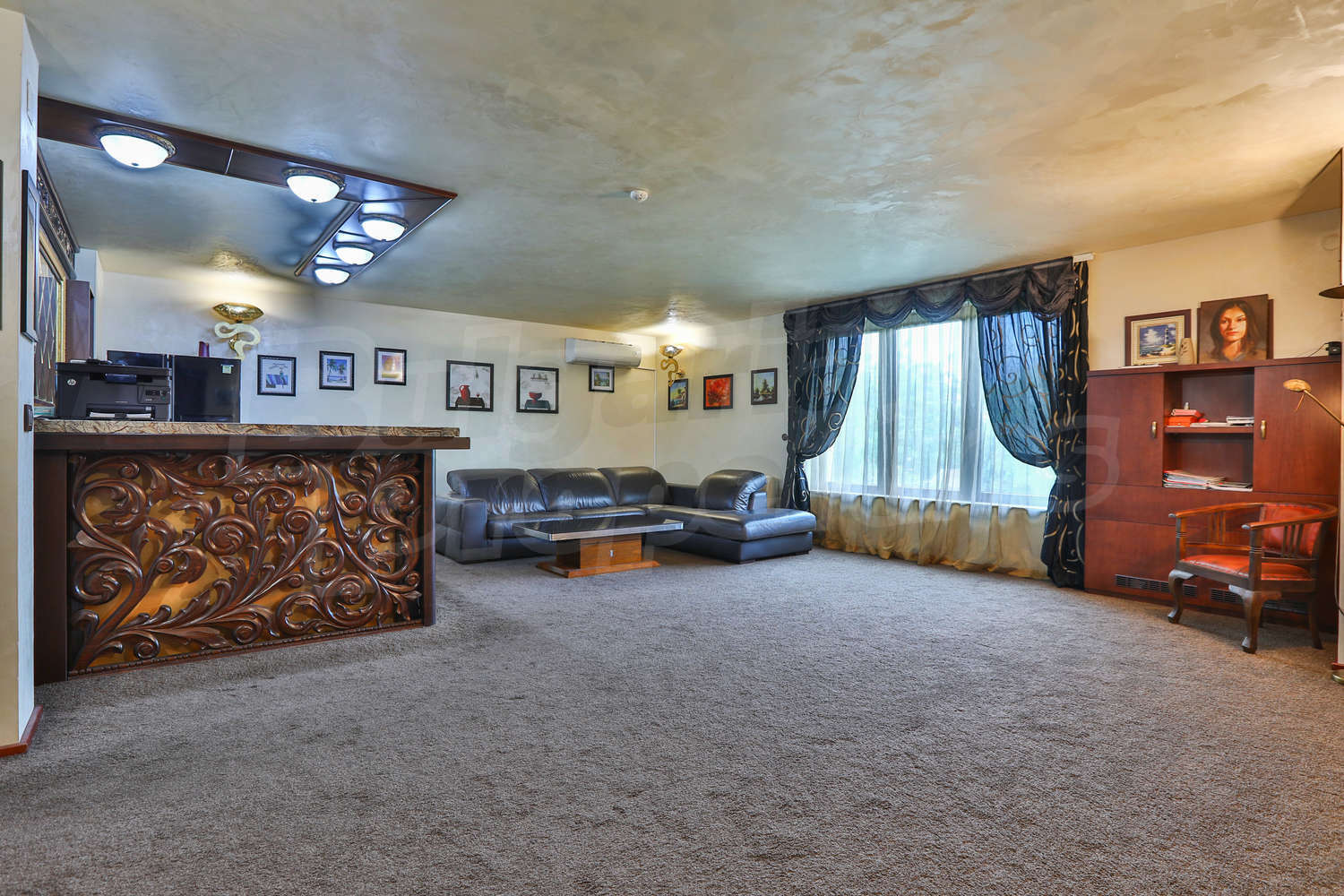 Gallery Picture 16