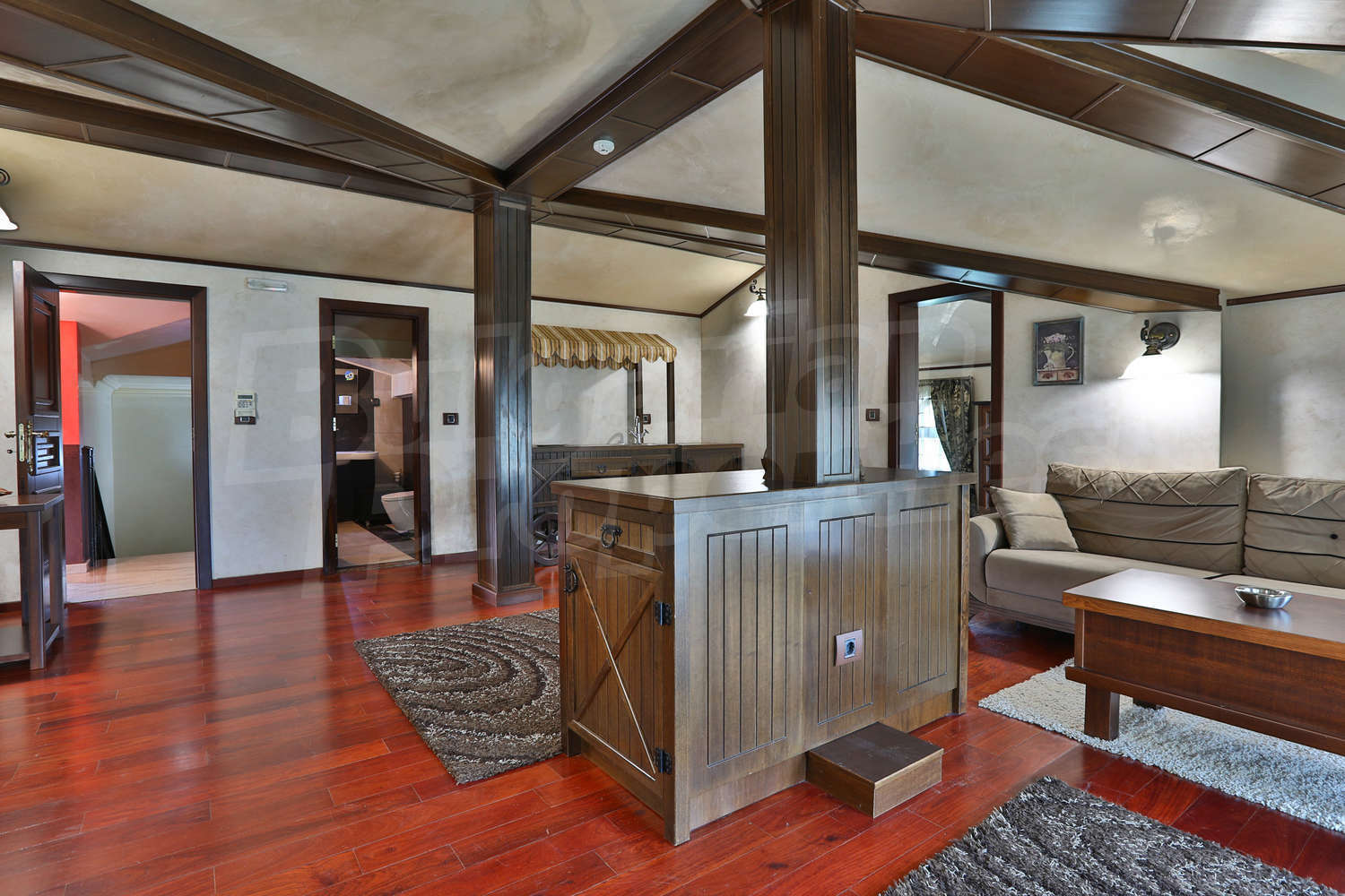 Gallery Picture 33