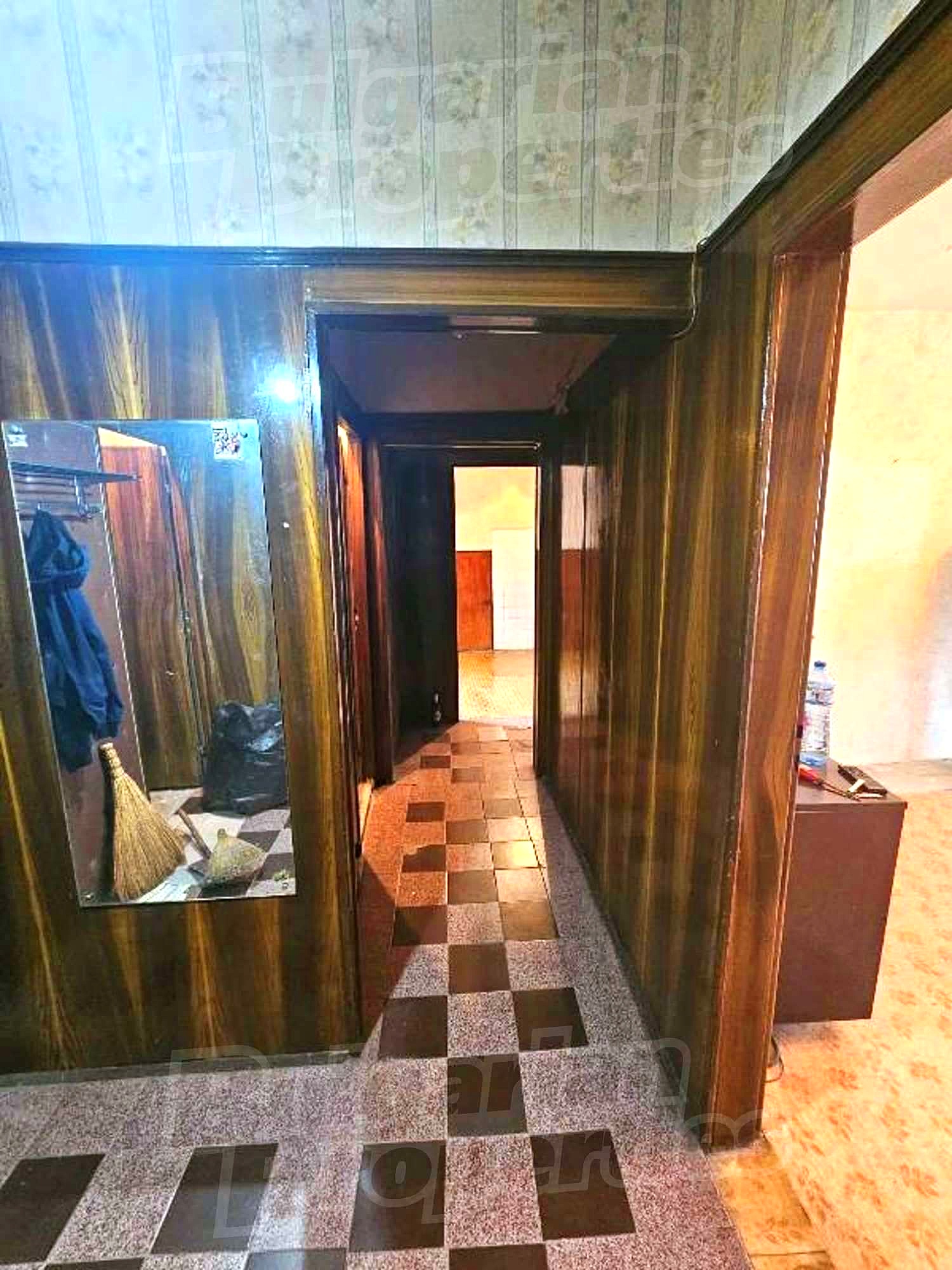 Gallery Picture 16