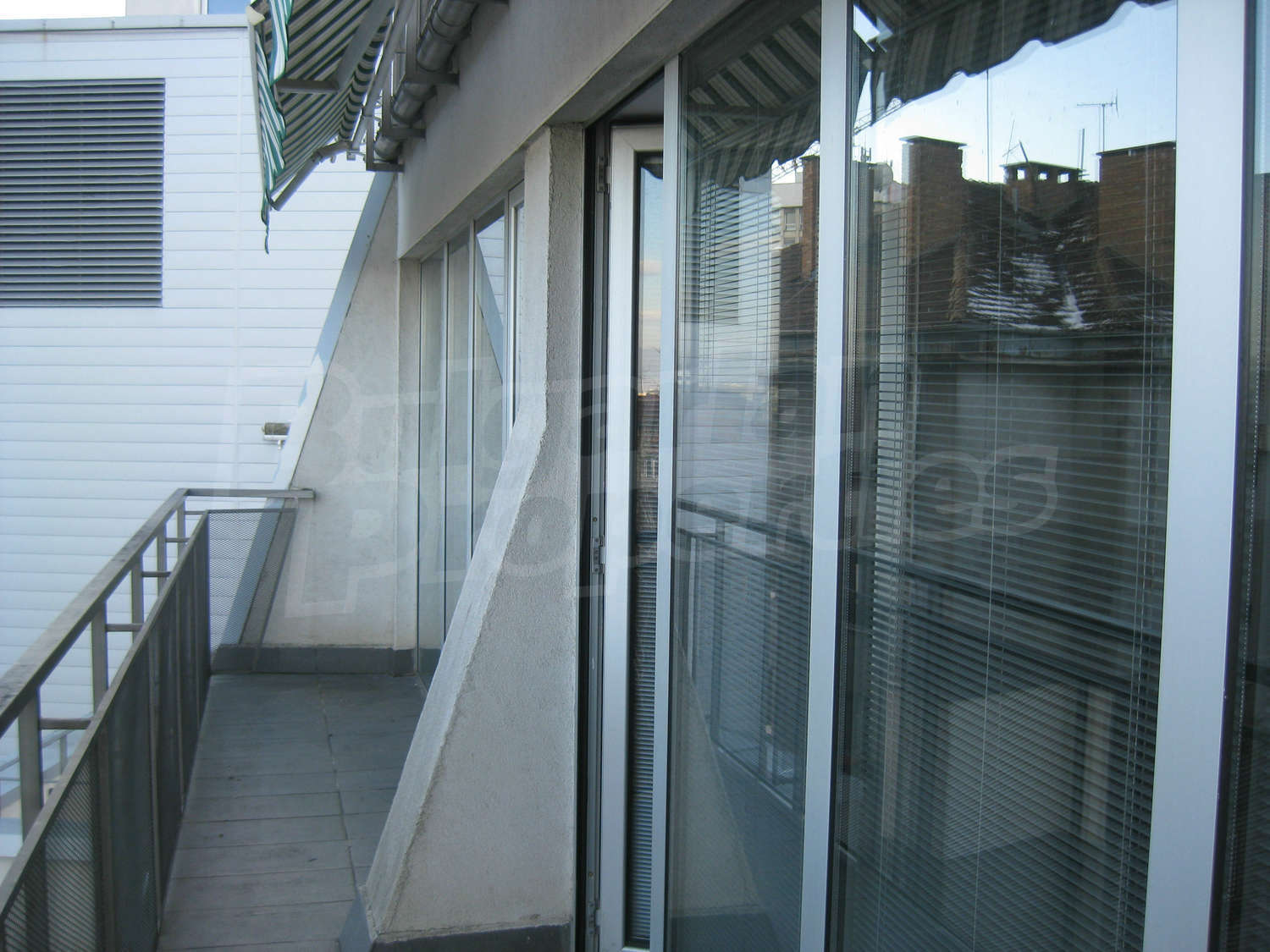 Gallery Picture 19