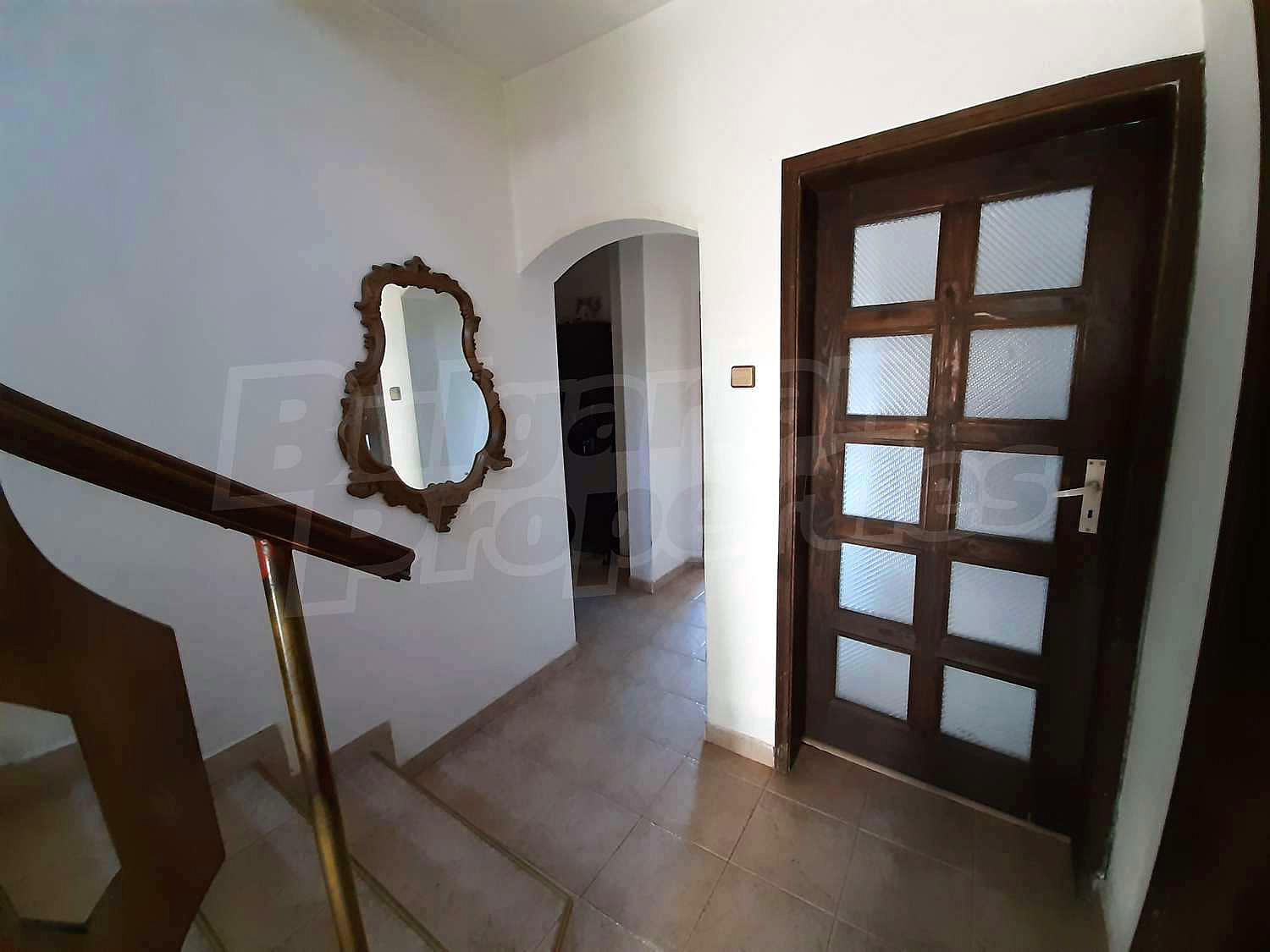 Gallery Picture 6