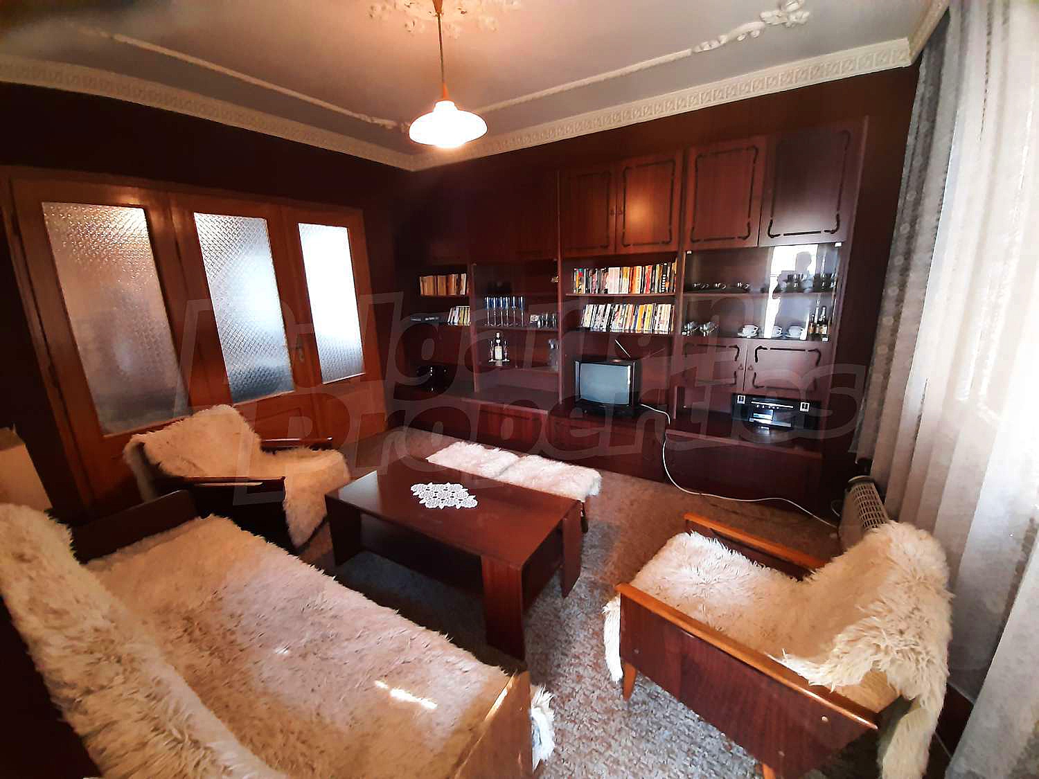 Gallery Picture 16