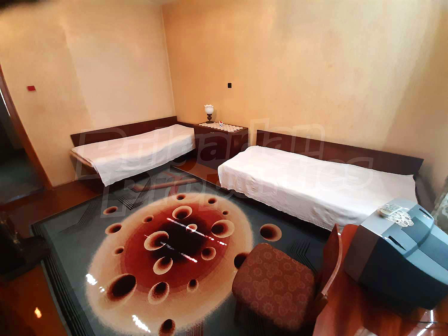Gallery Picture 9