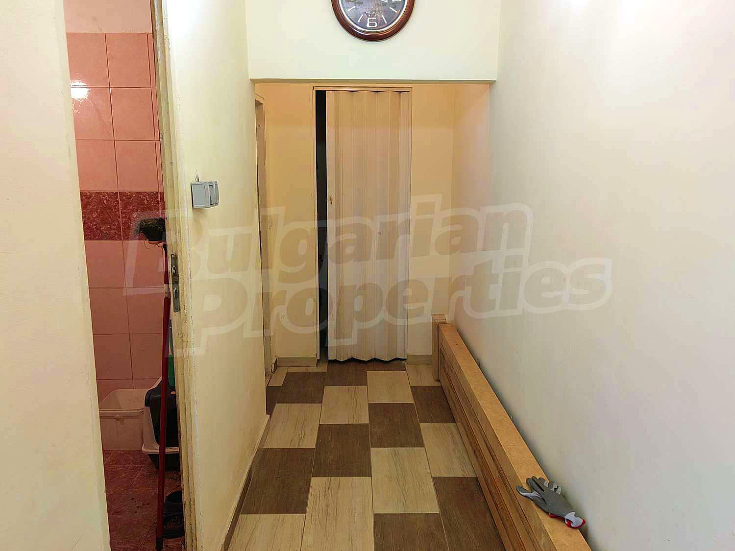 Gallery Picture 6