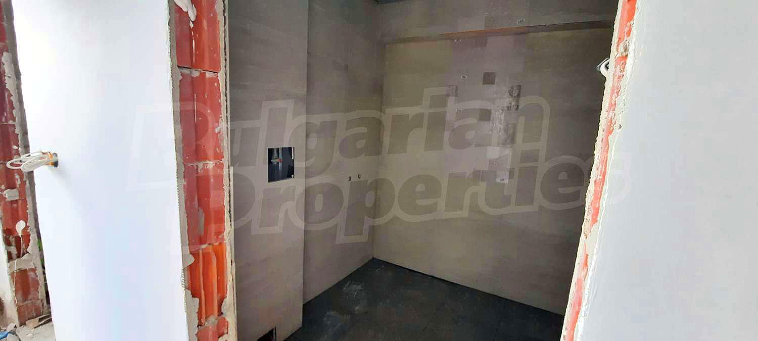 Gallery Picture 16