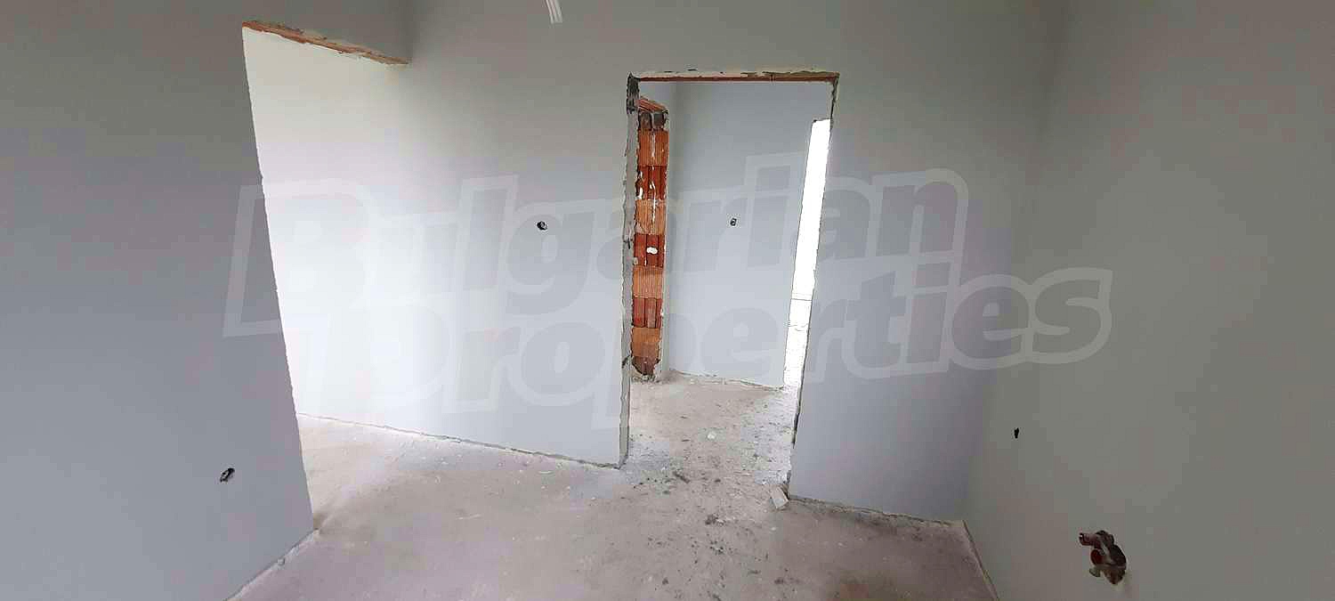 Gallery Picture 12