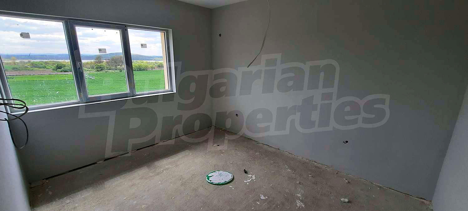 Gallery Picture 29