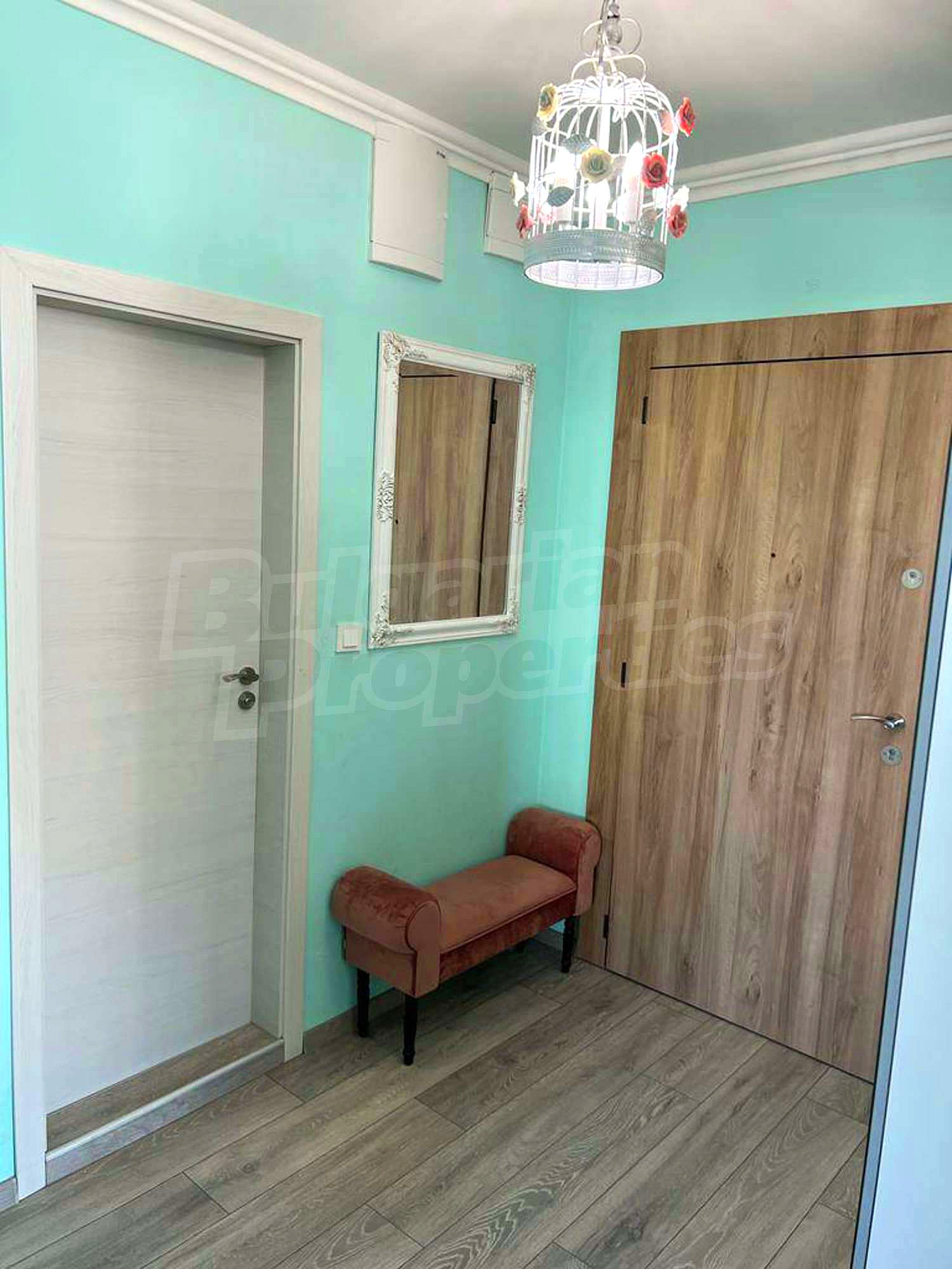 Gallery Picture 10