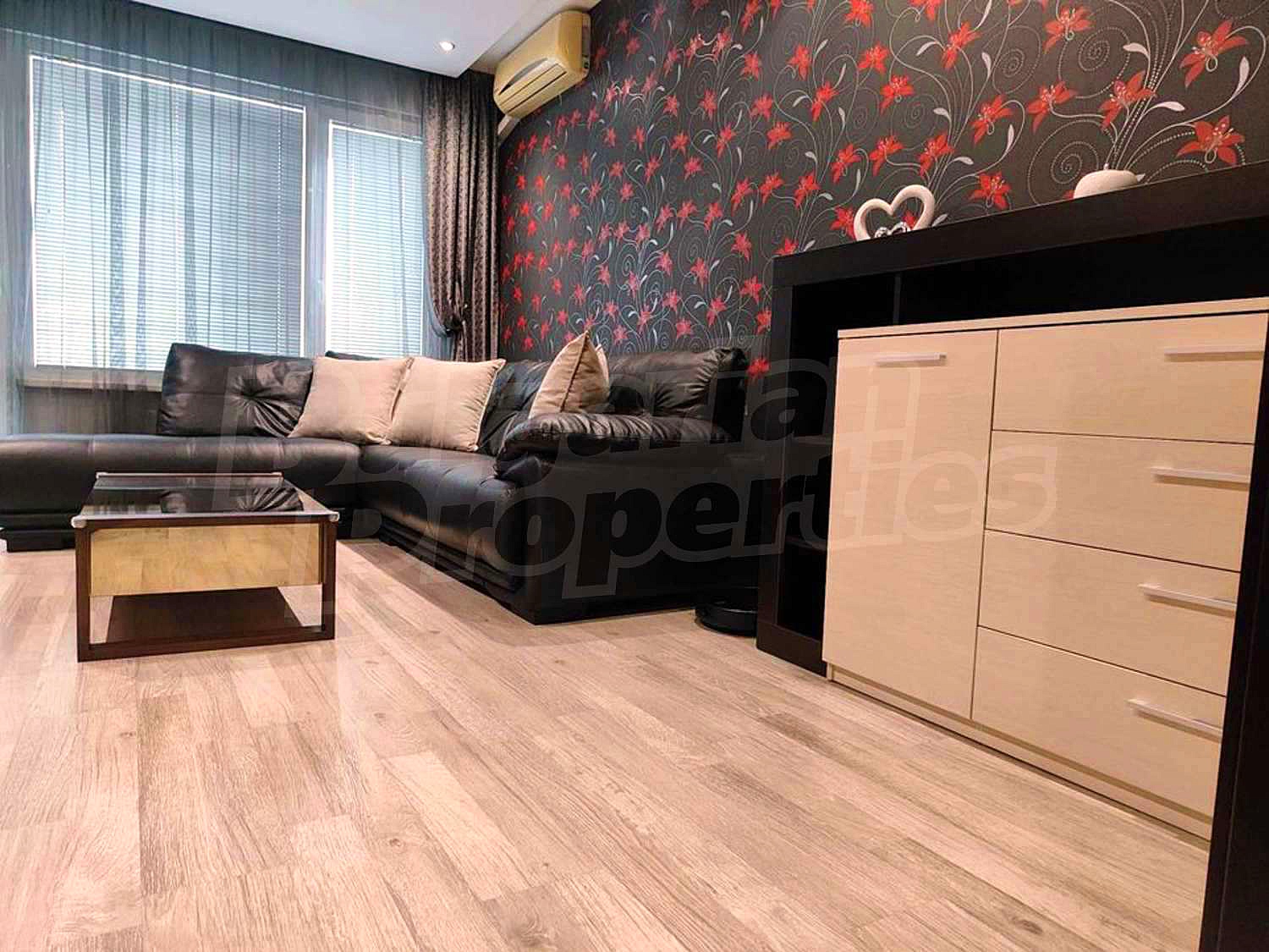Gallery Picture 29