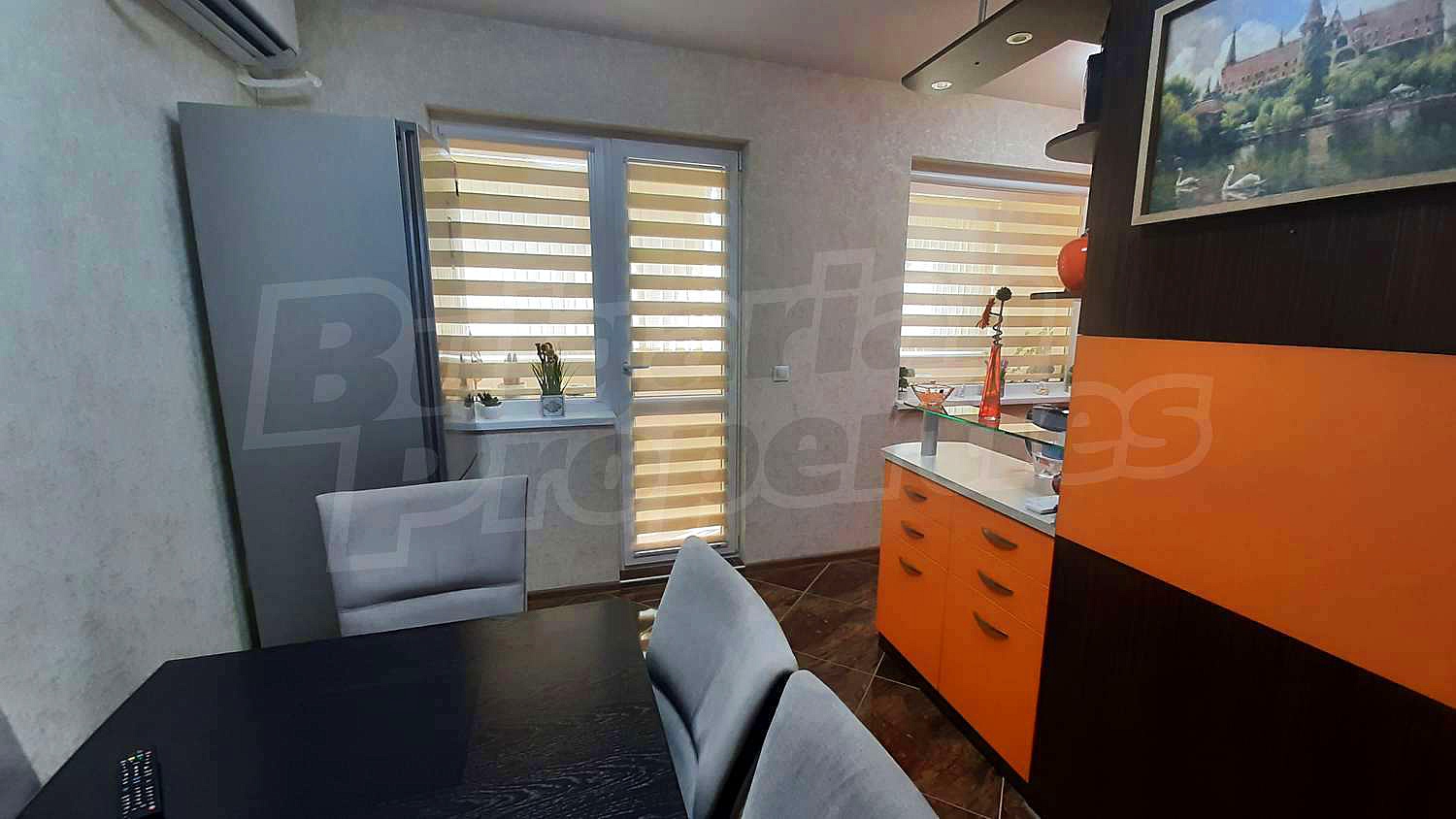 Gallery Picture 14