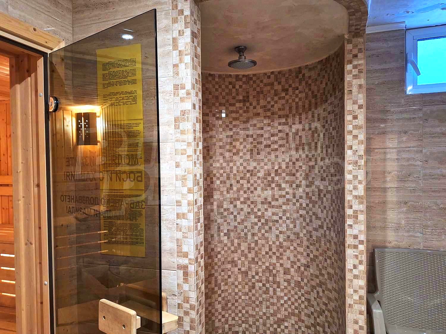 Gallery Picture 19