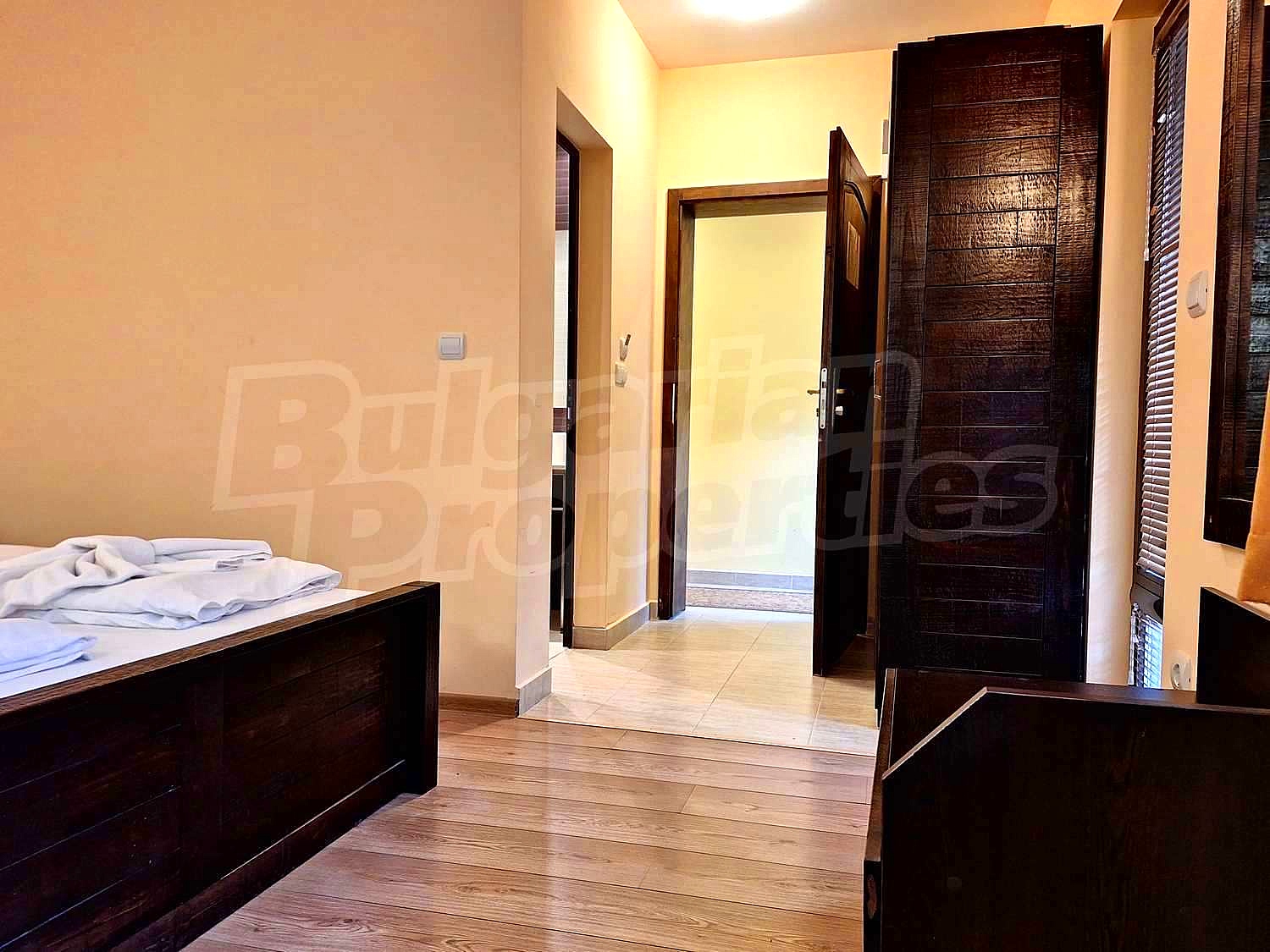 Gallery Picture 31
