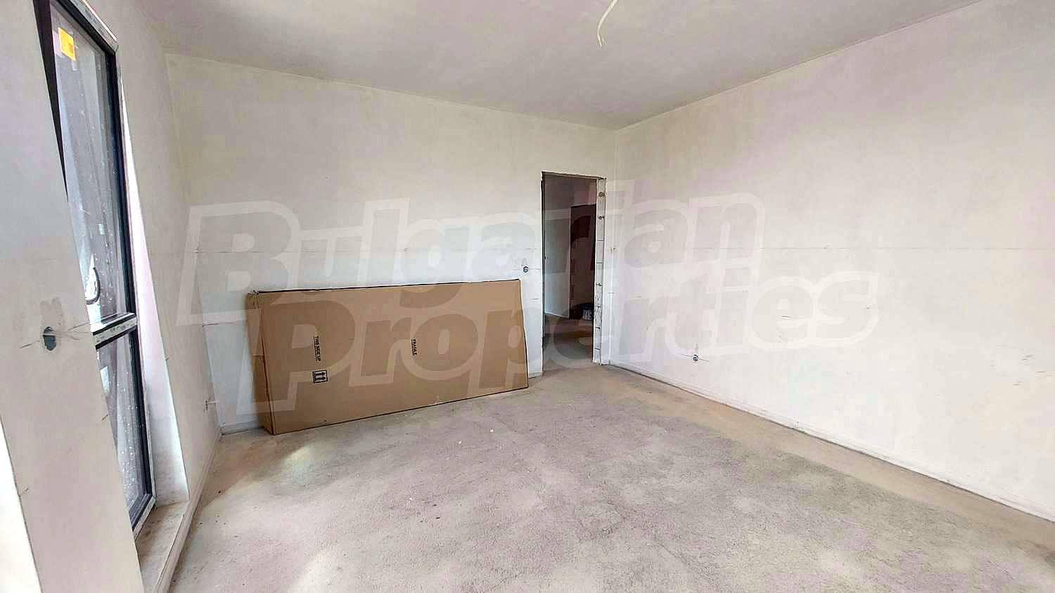 Gallery Picture 10