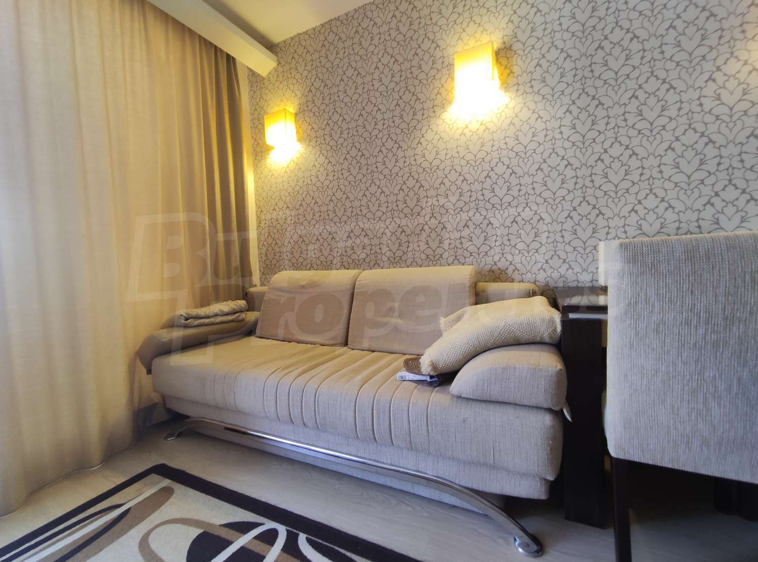 Gallery Picture 13