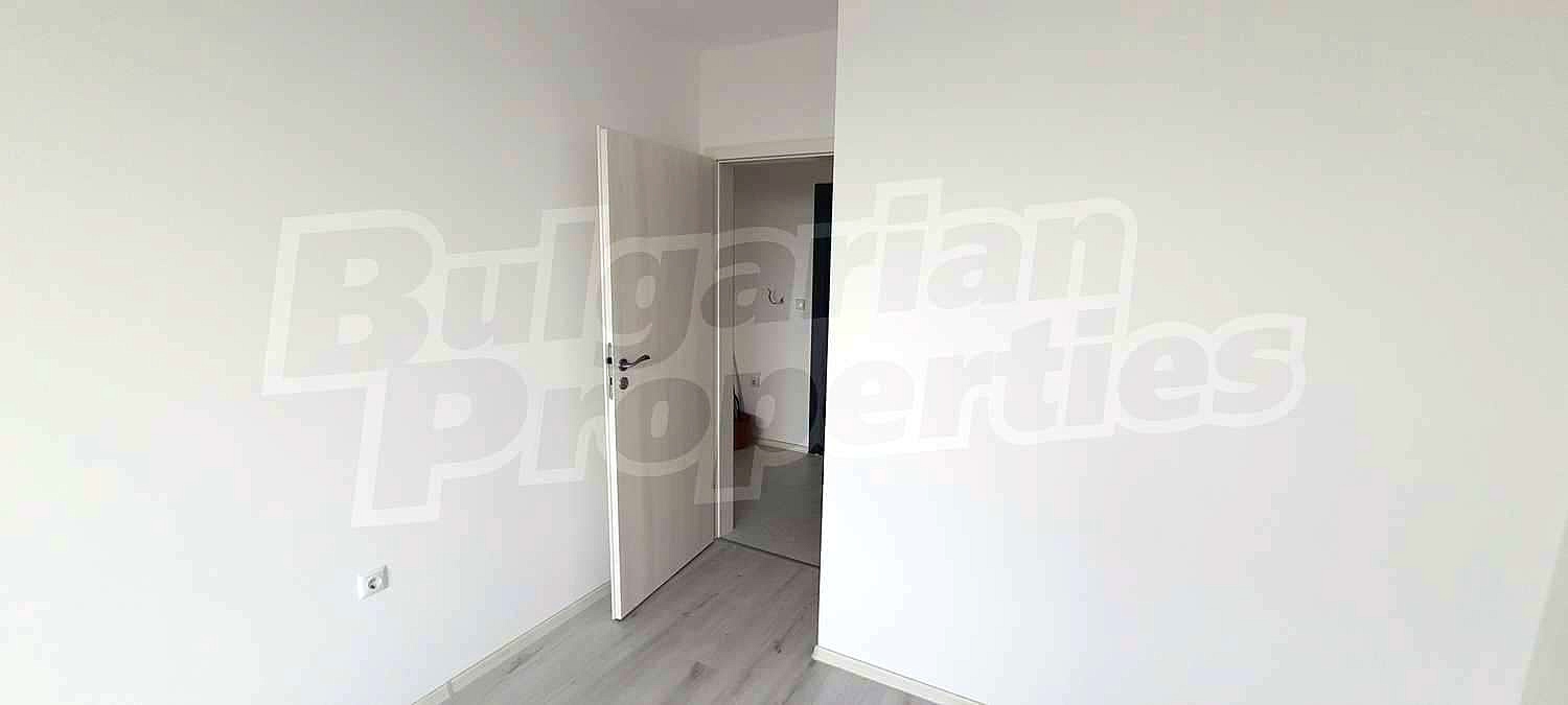Gallery Picture 12