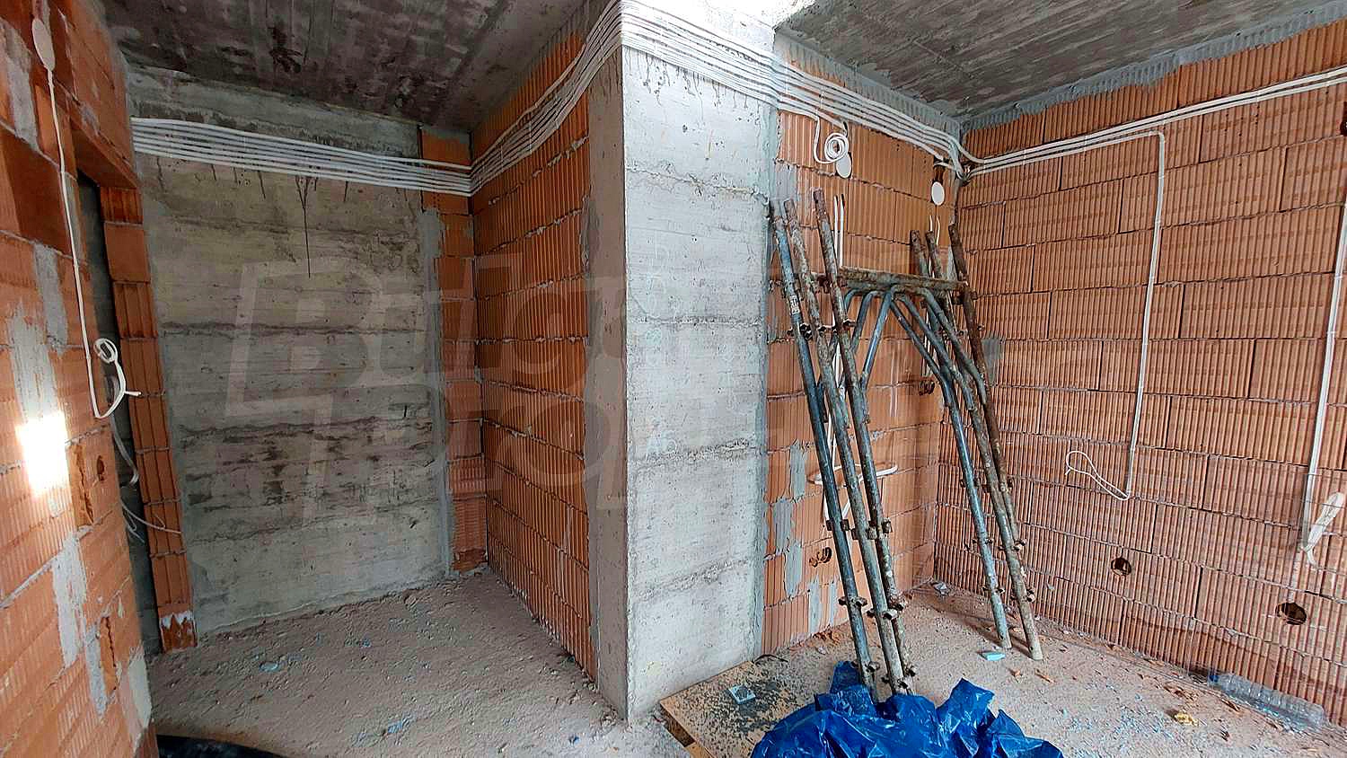 Gallery Picture 18