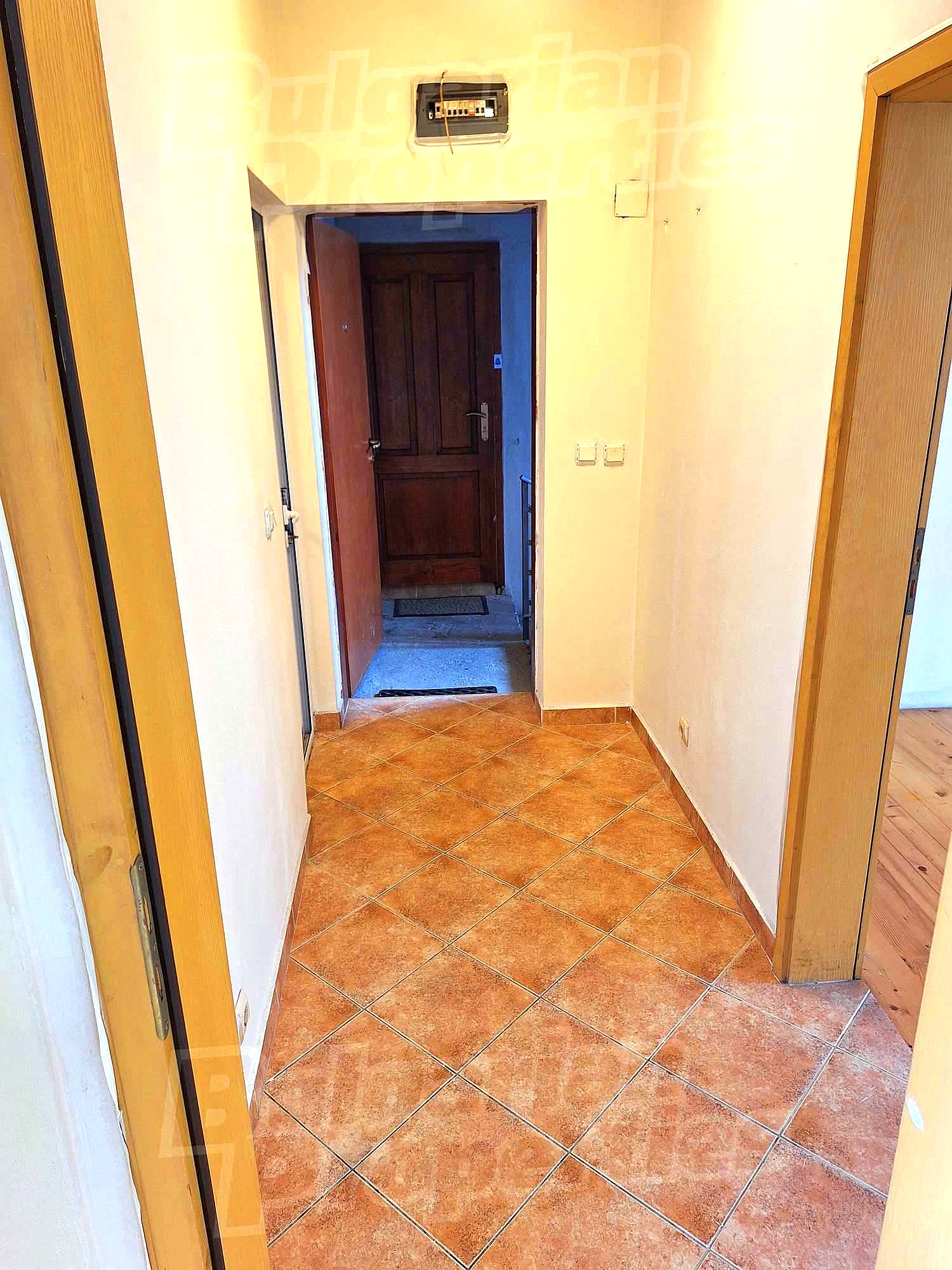 Gallery Picture 10