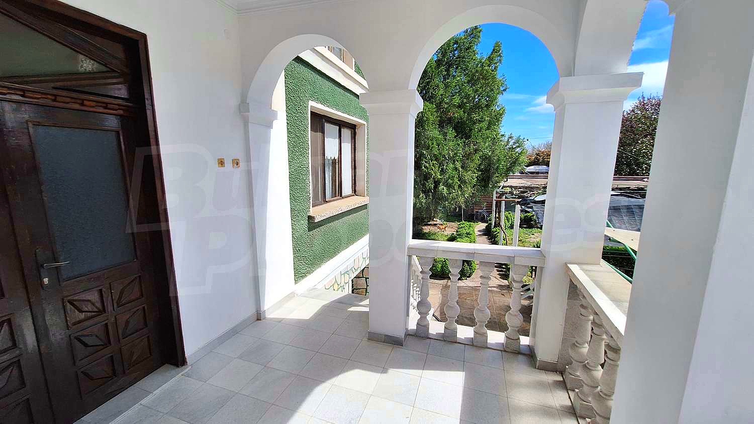 Gallery Picture 17