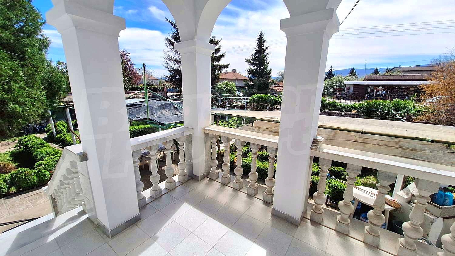 Gallery Picture 18