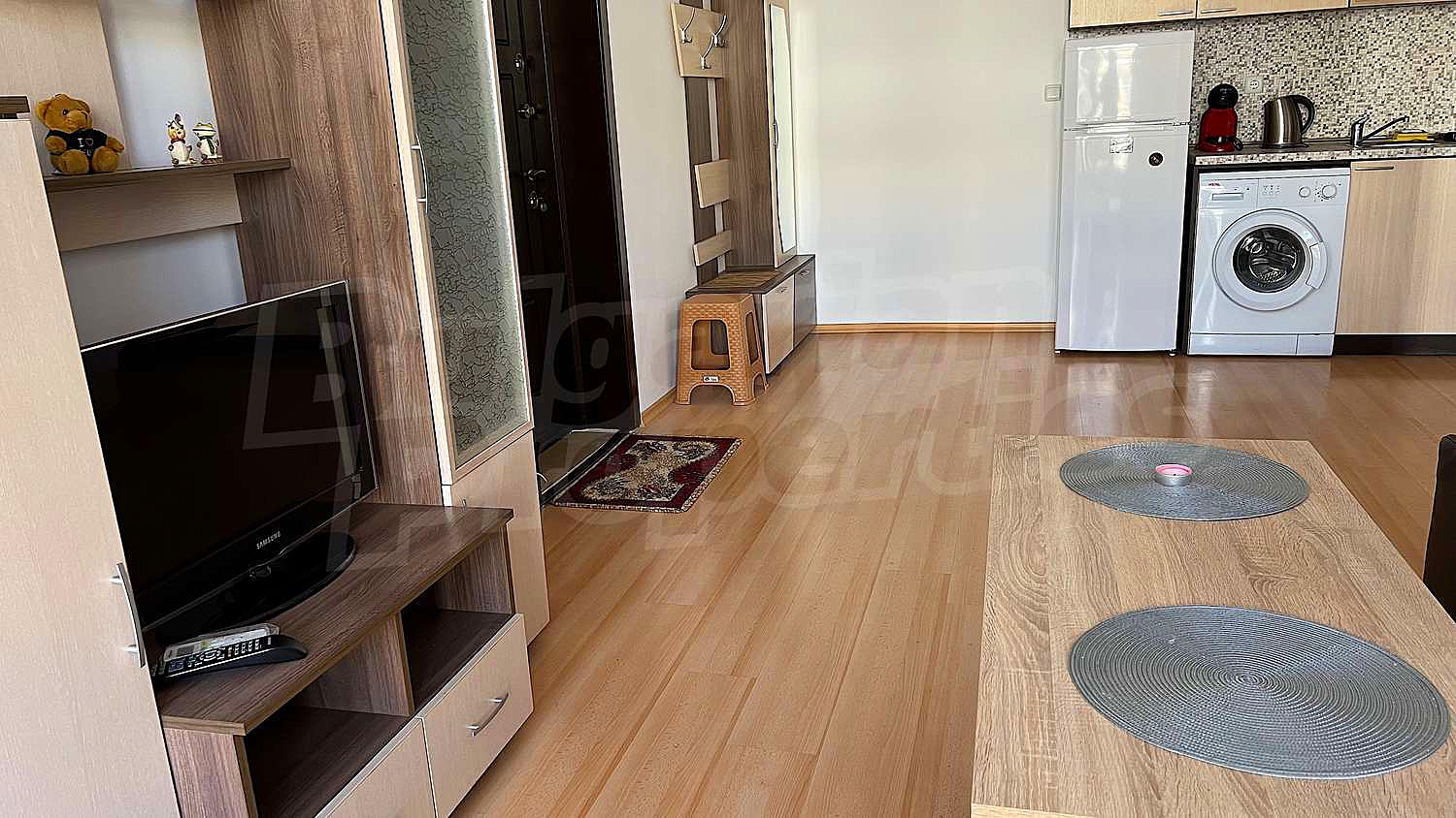 Gallery Picture 6