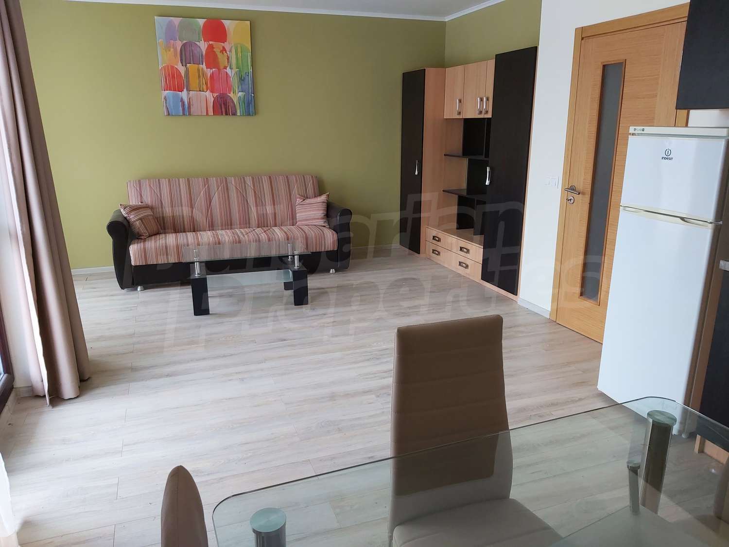 Gallery Picture 14